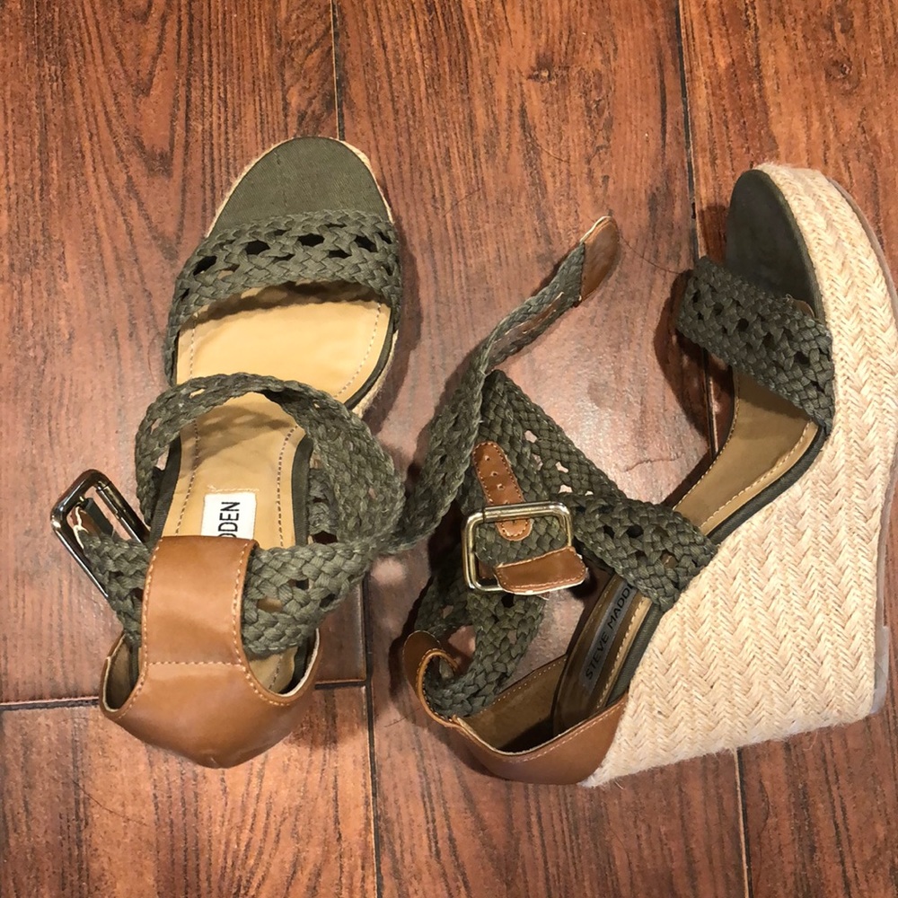 Steve Madden wedges